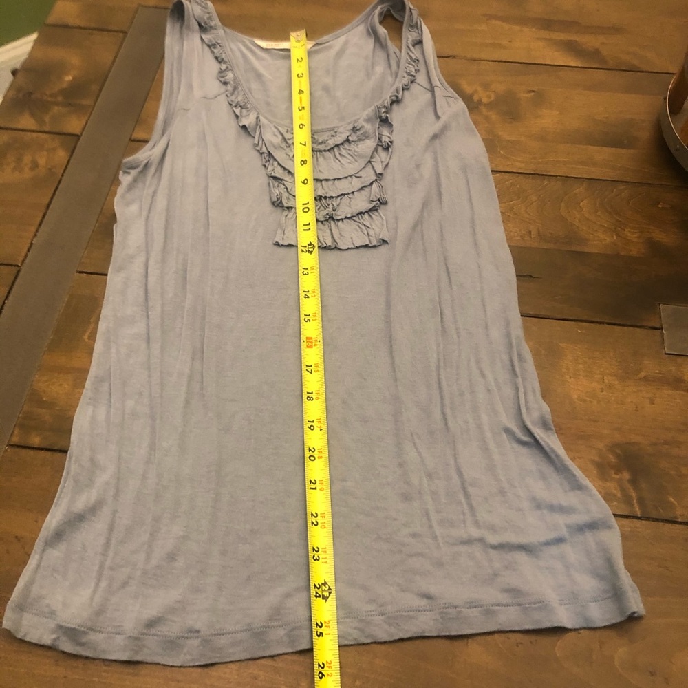 Old Navy Ruffled Tank Top - Picture 5 of 10